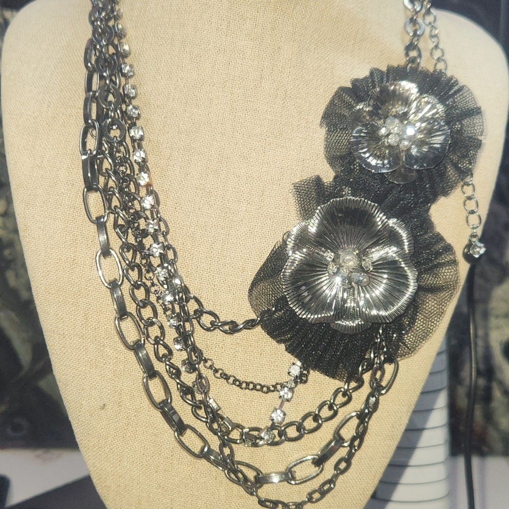 Silver‎ Tone Multi Strand Flower Statement Necklace Rhinestone Gunmetal Gothic